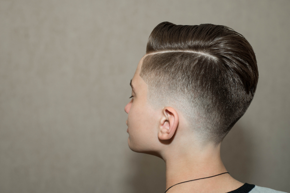 30,000+ Mens Haircut Pictures | Download Free Images on Unsplash